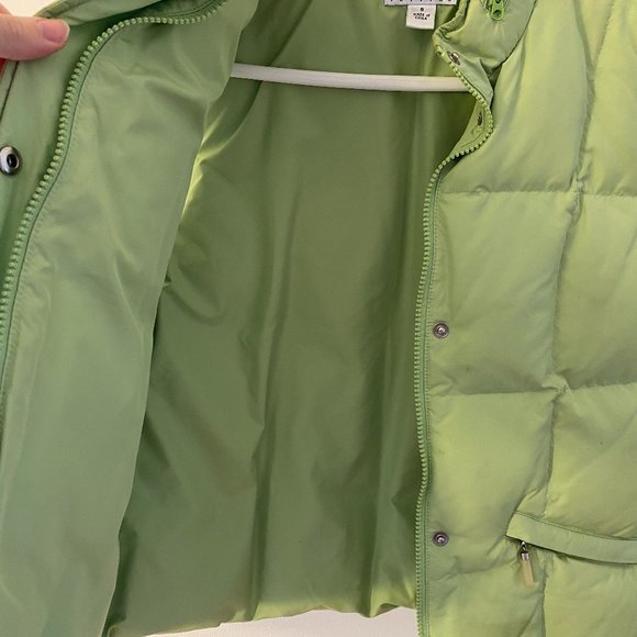 Pastel Green Puffer Vest - Picture 5 of 6